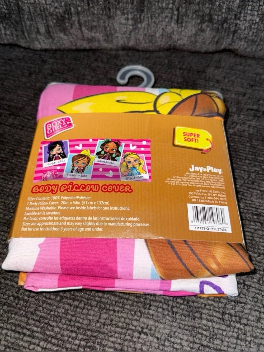 BOXY GIRLS BODY PILLOW COVER Super Soft (20 inches x 54 inches) NEW